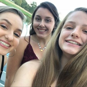 Meet your Posher, Emma